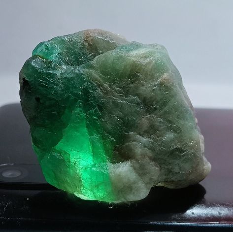 Emerald Rough Stone, Natural Zambian Emerald Rough Stone, Raw Emerald, Rare, Top Quality Rough, Emerald Rough. Raw Gemstones Rocks, Minerals Crystals Stones, Emerald Green Stone, Raw Emerald, Geology Rocks, Gem Jewelry, Rare Stone, Zambian Emerald, Beautiful Rocks