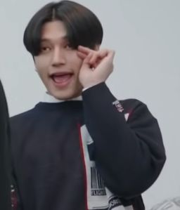 Wooyoung Meme Funny, Wooyoung Funny Faces, Cursed Ateez Images, Ateez Wooyoung Funny, Kpop Idols Funny Face, Wooyoung Aegyo, Wooyoung Memeable Face, Ateez Funny Faces, Ateez Funny Photos