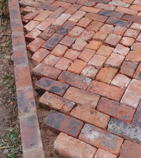 How to Lay a Patio from Reclaimed Bricks — Alice de Araujo Reclaimed Brick Patio, Garden Bricks, Laying A Patio, Patio Images, Brick Paver Patio, Brick Floor, Brick Pathway, Brick Laying, Brick Patio