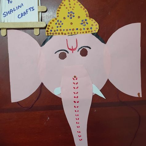 Paper Ganesha, Peacock Crafts, Paper Craft For Kids, Mask Paper, Bulletin Board Decor, Glue Pen, Face Masks For Kids, Paper Mask, Ganpati Bappa