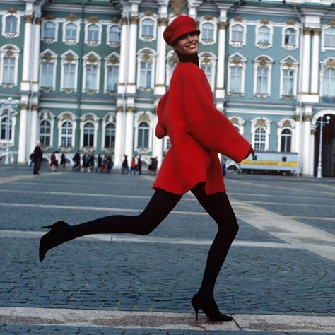 Arthur Elgort, Fashion 1990s, Helena Christensen, Vogue Us, Steven Meisel, 1990s Fashion, Linda Evangelista, Claudia Schiffer, Christy Turlington