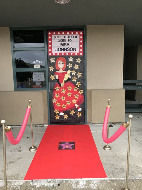 Hollywood Stars Teacher Appreciation Door Red Carpet Teacher Appreciation, Hollywood Teacher Appreciation, Teacher Appreciation Week Door, Teacher Appreciation Door, Teacher Appreciation Door Decorations, Balloon Door, Prom Party Decorations, Classroom Door Decorating, Hollywood Theme Classroom