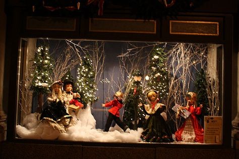 Vintage Animated Christmas Display by crownmarketing, via Flickr 1970 Christmas, Outdoor Christmas Light Displays, Christmas Window Displays, Boy Skater, Holiday Window Display, Street Shopping, Christmas Window Display, Christmas Light Displays, Christmas Window Decorations