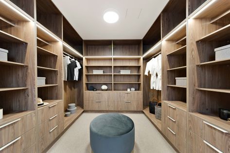 Walk In Robe Ideas, Wardrobe Cabinet Bedroom, Walk In Wardrobe Design, Wardrobe Door Designs, Wardrobe Designs, Contemporary Wardrobe, Wardrobe Cabinets, Energy Efficient Homes, Walk In Wardrobe