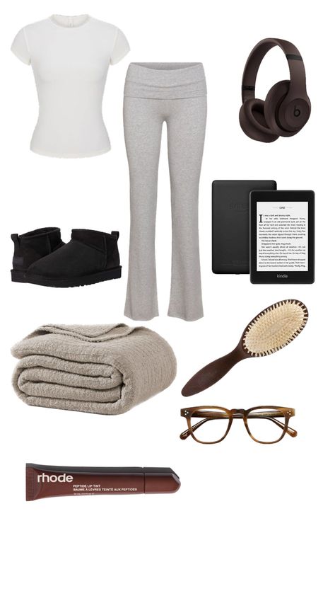 Netflix And Chill Date Outfit, Clean Winter Outfit, At Home Outfits Cozy, First Day School Outfits, Cute Cozy Outfits, Comfy Home Outfits, First Day School, Outfit Layout, Cute Lazy Day Outfits