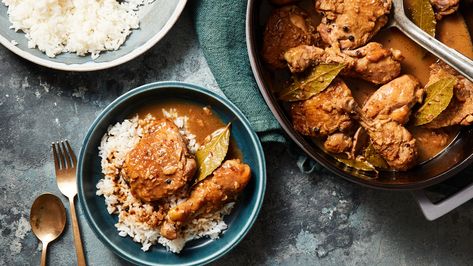 Coconut Milk Chicken Adobo Recipe Filipino Dinner, Recipe With Coconut Milk, Caldo Recipe, Chicken Adobo Recipe, Filipino Chicken Adobo, Milk Chicken, Coconut Milk Chicken, Adobo Recipe, Chicken Adobo