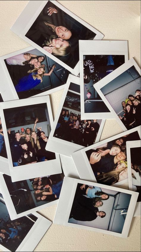 #vintage #polaroid #party #life #aesthetic #pinterest #teenager Polaroid Camera, Party Life Aesthetic, Instax Aesthetic, Polaroid Party, Poloroid Pictures, Photo Polaroid, Party Life, Instax Photos, Vintage Polaroid