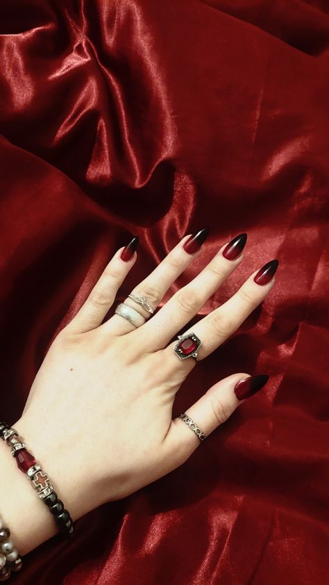 Female Fatale Bedroom, Fem Fatale Nails, Fem Fatale Outfit, Femme Fatale Aesthetic Outfit, How To Be Mysterious, Vampire Nails, Aesthetic Glitter, Nail Combos, Straight Eyebrows