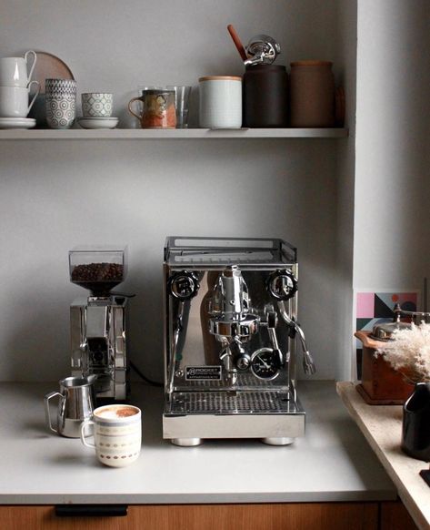 Esspresso Machine, Rocket Espresso Machine, Steam Milk, Coffee Machine Kitchen, Rocket Espresso, Best Coffee Grinder, Espresso Machine Reviews, Seattle Coffee, Espresso At Home