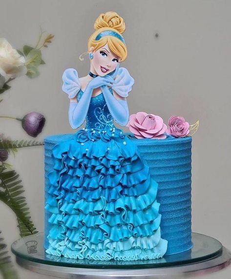 Cinderella Cake Designs, Doll Cake Designs, Cinderella Birthday Cake, Princess Birthday Decorations, Doll Birthday Cake, Photo Cake Topper, Birthday Cake For Husband, Cinderella Birthday Party, Princess Theme Birthday