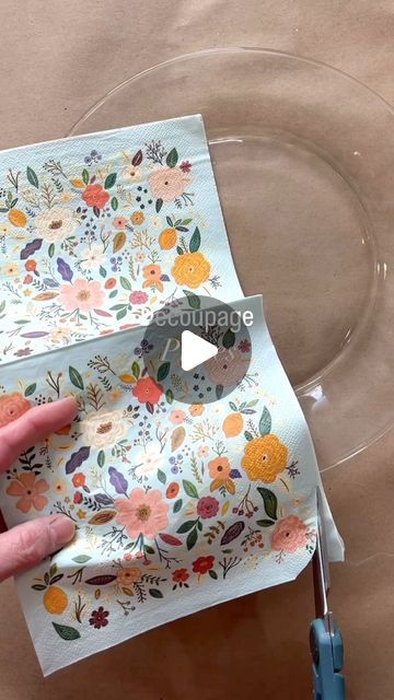 264 likes, 28 comments - jenniferrizzodesigncompany on June 5, 2024: "Pretty, summery custom plates and decoupage? Yes please! See tips and supplies below for making these dishes for a pretty summer table! This is an easy and fun project you’ll want to save for later! ✂️ Supplies: Pretty napkins Clear glass plate Brush Dishwasher safe Mod Podge Multi-purpose paint in color of choice Tips: ✨As seen in the video you’ll use multiple coats of Mod Podge ✨ Using the multipurpose paint and dishwas Mod Podge Fabric On Wood, Decoupage On Glass Plates, Decoupage Glass Plates, Decoupage Plates Napkins, Napkin Mod Podge Ideas, Modge Podge Napkins Ideas, Modge Podge Furniture, Napkin Decoupage Ideas, Modge Podge Crafts