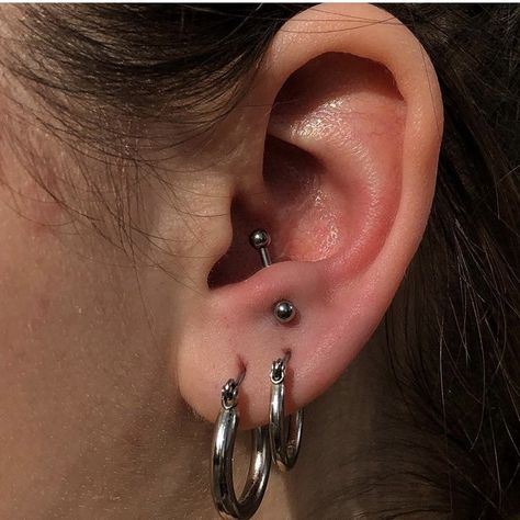 Anti Tragus Piercing, Snug Piercing, Anti Tragus, Cool Piercings, Cute Ear Piercings, Tragus Piercing, Tragus Piercings, Hair Nails, Body Modifications