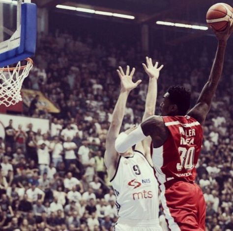 Quincy Miller with the huge bang out. He's staying overseas for Maccabi Tel Aviv next year. Will be big time for there team with Sonny Weems Quincy Miller, Red Star Belgrade, Crvena Zvezda, Barcelona Team, Nba Fashion, Red Star, Big Time, Nba, Barcelona