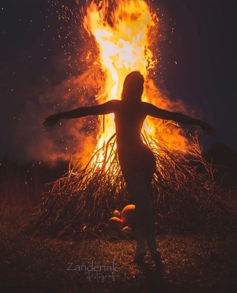 Dancing Alone, Manifest Journal, Tory Vega, Fire Goddess, Bouidor Photography, Goddess Aesthetic, Fire Dancer, Zodiac Academy, Under The Moonlight