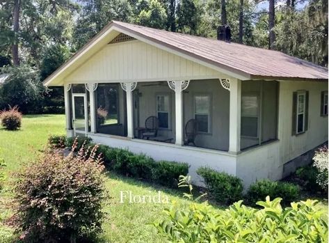 Circa 1930 Florida Bungalow For Sale Under $100K - Old Houses Under $100K 1930 Bungalow, Florida Bungalow, Florida Homes For Sale, Bungalows For Sale, Live Oak, Beach Cottage Style, Old Florida, Beach Cottage, Cozy Home