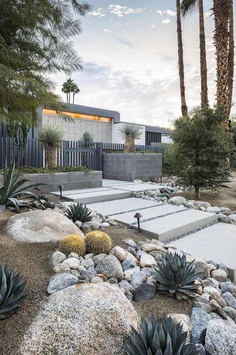 Modern Landscaping Front Yard, Front Yard Decor, Modern Front Yard, Small Front Yard Landscaping, Small Front Yard, Modern Landscape Design, Front Landscaping, Low Maintenance Landscaping, Front Yard Landscaping Ideas