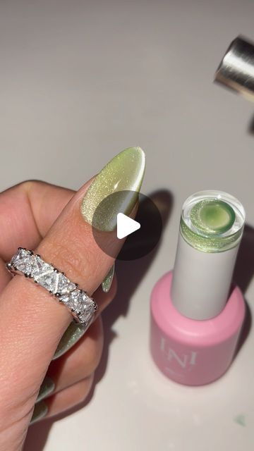 LN Nailed It on Instagram: "The most velvety cat eye. Been obsessed with our new magnetic colors! Perfect green for spring but I would say but it over milky white instead of nude 😉🫶🏻 𝐀𝐋𝐋 𝐏𝐑𝐎𝐃𝐔𝐂𝐓𝐒 𝐅𝐑𝐎𝐌 𝐍𝐍𝐀𝐈𝐋𝐄𝐃𝐈𝐓.𝐂𝐎𝐌  - MAGNETIC GEL 16 - HEAVY DUTY MAGNET  - DISCO GEL 26 - NO WIPE TOP COAT  . . . .  #nails #nailstyle #nailsdesign #nailslove #nailsalon #nailsmagazine #nailsonpoint #nailsoftheweek #nailporn #gelnail #nailsnailsnails #nailartlove #naildesigns #nailsdid #nailpro #naillove #acrylicnails #nailsonfleek #instanail #beautynails #nailselfie #naildesign #nailstagram #nailsofinstagram #nailsart #instanails #gelnails #nailsoftheday #nail #nailart" Lime Green Cat Eye Nails, Milky White Cat Eye Nails, Magnet Nail Polish Designs, Green Magnetic Nails, Peridot Nails, Magnetic Nails Design, Magnetic Nail Polish Designs, Green Cat Eye Nails, Magnet Nails