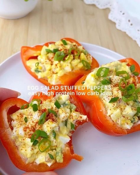 egg salad stuffed peppers 🥰⁣ ⁣ 💫for the egg salad:⁣ 3 hard boiled eggs⁣ 1 small jalapeño, chopped & seeded⁣ 2tb red onion, chopped ⁣ 1tsp red wine vinegar ⁣ 1tb mayo⁣ 1tsp dijon mustard⁣ salt & pepper to taste⁣ ⁣ separate the egg yolks from the egg whites and combine the yolks with the rest of the ingredients. ⁣ chop the egg whites and add to the mixture.⁣ serve on bell peppers, rice cakes or your favorite crackers.⁣ add a sprinkle of paprika and green onions if desired.⁣ ⁣ enjoy! 🫶⁣ ⁣ easy h... Egg Salad Pepper Boats, Egg Salad Bell Pepper Boats, Egg Mayo Salad, Egg Salad Stuffed Peppers, Easy Stuffed Peppers, Egg Yolks, High Protein Low Carb, Wine Vinegar, Egg Salad