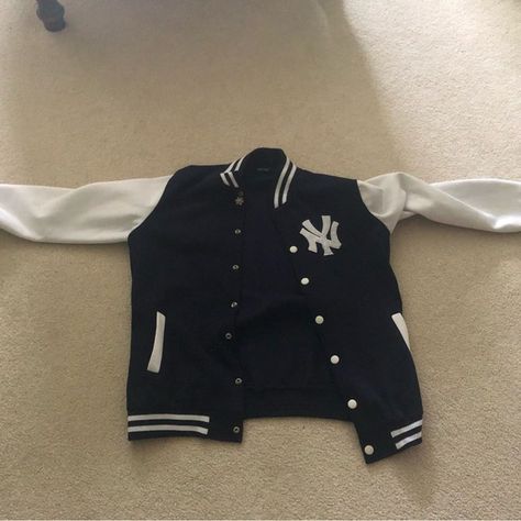 New York Yankees letterman jacket size large. New York Yankees Jacket, Yankees Jacket, Blue New York, Letterman Jacket, New York Yankees, Navy Blue, New York, Nike, Navy