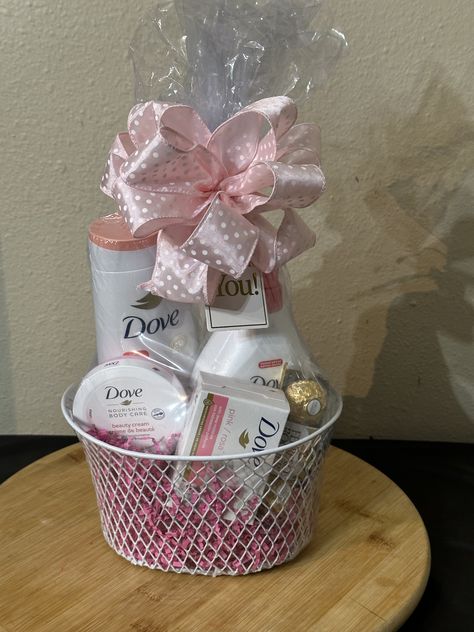 Hygiene Gift Basket Ideas, Hygiene Gift Basket, Mother’s Day Gifts Baskets, Bridal Shower Gift Ideas Baskets, Hygiene Basket, Pedicure Gift Basket, Diy Mother's Day Gift Basket, Fireplace Tv Wall Decor, Gifts Aesthetic