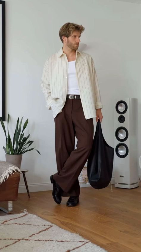 Quiet Luxury Outfit Men, Quiet Luxury Men, Brown Jeans Outfit, Men Suit Outfit, Tailored Pants Outfit, Brown Pants Men, Baggy Pants Outfit, Brown Pants Outfit, Men Fashion Photoshoot