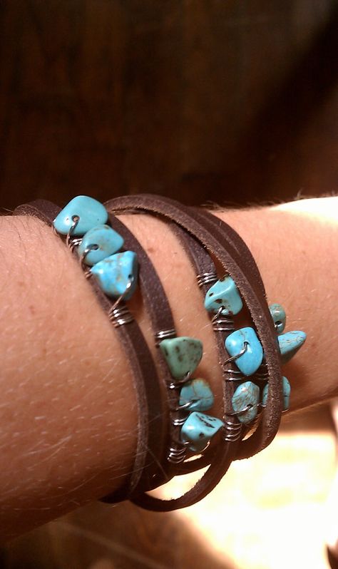 Leather Jewels, Leather Jewellery, Cord Jewelry, Chocolate Leather, Bracelet Love, Homemade Jewelry, Turquoise Stones, Diy Schmuck, Ok Ru