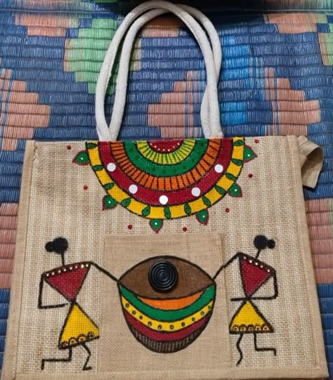 Painting On Jute Bags, Jute Bag Painting Ideas, Diy Bag Painting, Tote Bag Inspiration, Jute Bags Design, Painted Canvas Bags, Handpainted Tote, Fabric Paint Shirt, Handpainted Tote Bags