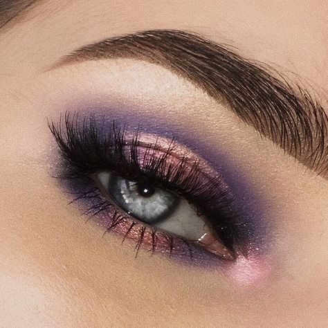 N💜r v i n a Palette 🎨 @alicjasadowskamakeup  #norvinapalette Make Up Yeux, Diy Makeup Palette, Make Up Factory, Norvina Palette, Camouflage Concealer, Make Up Inspiration, Beauty Makeup Tutorial, Makijaż Smokey Eye, Creative Eye