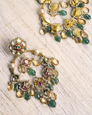 BENARAS – Timeless Indian Jewelry | Aurus Perhiasan India, Antique Jewellery Designs, Antique Bridal Jewelry, Pearl Details, Indian Jewelry Sets, Antique Gold Jewelry, Gold Jewelry Simple, Bridal Gold Jewellery Designs, India Jewelry