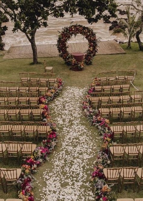 Rustic Wedding Decorations, Outdoor Fall Wedding, Wedding Aisle Decorations, Outdoor Wedding Decorations, Aisle Decor, Wedding Aisle, Wedding Cake Designs, Wedding Mood, Forest Wedding