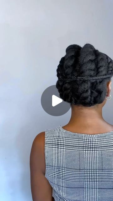 Lesley lee on Instagram: "For the love of chunk twists!!!!

#naturalhair#naturalhairstyles#naturalhaircommunity #4chair #4chairstyles #4chairdaily #protectivestyles #reels #reelsinstagram #explore #explorepage" Chunky Twists Natural Hair 4c, Chunky Twists, Twist Braid, 4c Natural, Nice Hair, 4c Natural Hair, Twist Braid Hairstyles, Twist Out, Braid Hairstyles