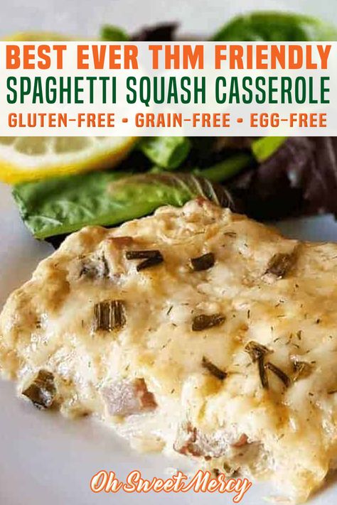 Creamy, delicate dill Havarti cheese makes this cheesy spaghetti squash casserole the low-carb star of your holiday feast this year! A perfectly satisfying alternative to the classic cheesy potato dish for Trim Healthy Mamas and gluten/grain free peeps. You miss out on cheesy potato-y goodness this year because of following the Trim Healthy Mama plan or having grain or gluten issues. | Oh Sweet Mercy @ohsweetmercy #trimhealthymamathanksgiving #thmcasserole #spaghettisquashcasserole #ohsweetmercy Squash Casserole Low Carb, Cheesy Spaghetti Squash, Casserole Low Carb, Low Carb Comfort Food, Cheesy Spaghetti, Spaghetti Squash Casserole, Cheesy Potato, Trim Healthy Mama Recipes, Spaghetti Squash Recipes