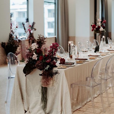 Brisbane Floral Stylist on Instagram: “Matt & Kate  Moody colour tones, textured drippy foliage and black stone to lift the blooms. What an incredible day! 🖤  Photographer…” Dinner Centerpieces, Warehouse Wedding, Dark Wedding, Hello May, Wedding Decor Inspiration, Wedding Mood Board, Burgundy Wedding, Wedding Mood, Table Arrangements