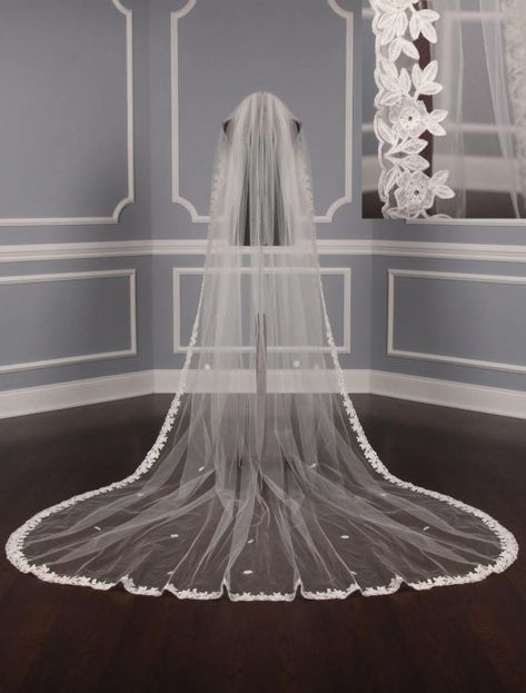 Designer Bridal Veils and Headpieces on Sale - Your Dream Dress