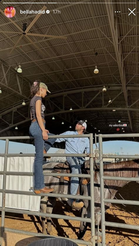 bella hadid and adan banuelos pic Western Aesthetic Outfits, Ranch Outfits, Coastal Cowboy, Cowgirl Era, Hadid Instagram, Summer Vision, Throwing Fits, Classy Cowgirl, Cowboy Aesthetic