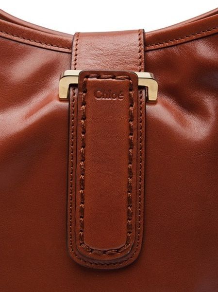 chloe Bag Closure Ideas, Leather Bag Tutorial, Bridle Bag, Leather Wallet Pattern, Leather Bag Pattern, Leather Workshop, Bag Details, Sewing Leather, Metal Accessories