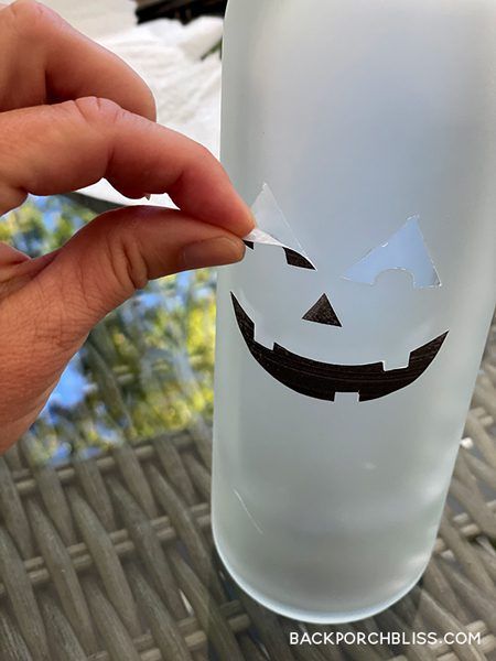 Plastic Jack O Lantern Makeover, Pumpkin Wine Bottles, Diy Halloween Lanterns Mason Jars, Tin Can Jack O Lantern, Halloween Lights Diy, Painted Plastic Jack O Lantern, Solar Light Jack O Lantern, Frosted Glass Spray, Real Pumpkins