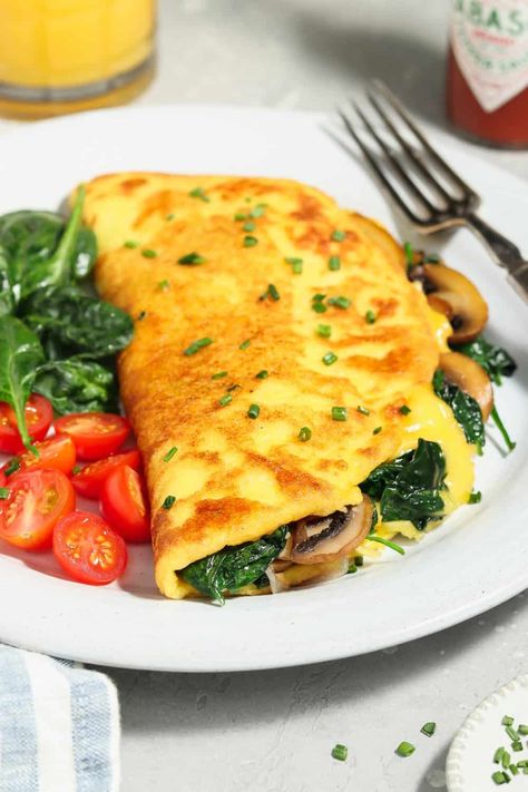 Just Egg, Egg Omelette, Resep Diet Sehat, Omelette Recipe, Healthy Eggs, Resep Diet, Boiled Egg, Healthy Eating Recipes, Omelet