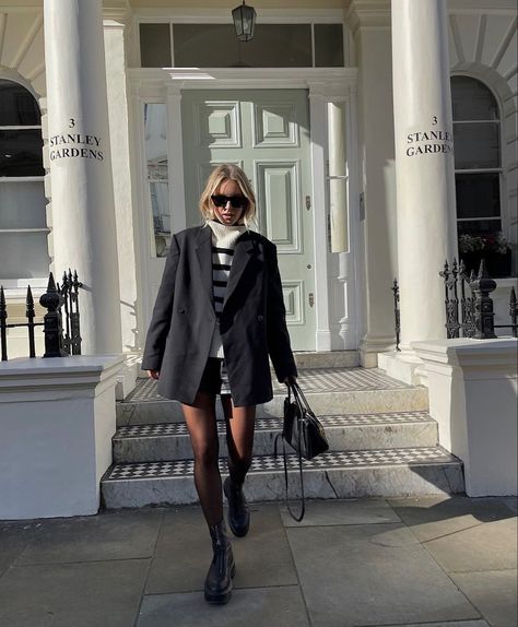 Polly Sayer Style, Outfit Alla Moda, Blazer Fall Outfits, Polly Sayer, London Outfit Ideas, Street Style London, Winter Blazer, Transitional Fashion, Chique Outfit