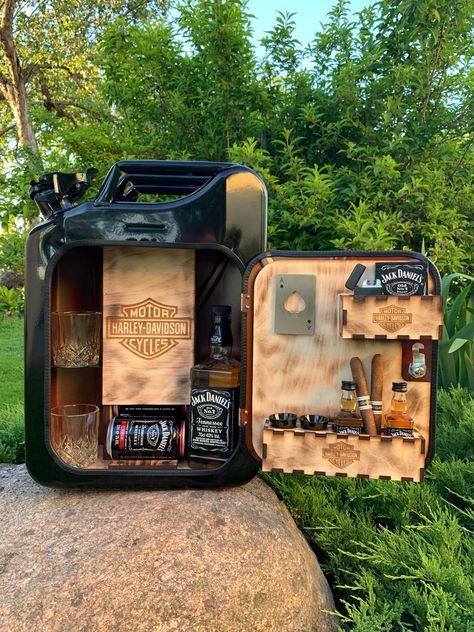 Picnic Bar, Pc Cabinet, Drink Cabinet, Jerry Can Mini Bar, Jack Daniel's Tennessee Whiskey, Bar Display, Whisky Bar, Ace Card, Cabinet Display