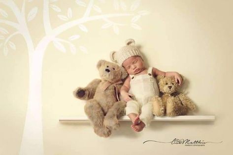 Newborn Baby Boy Photography, Newborn Boy Photography, Baby Photo Ideas, Baby Diary, Baby Boy Newborn Pictures, Baby Boy Newborn Photography, Foto Newborn, Newborn Photography Boy, Baby Pictures Newborn