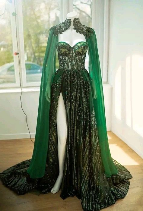 Fantasy Dresses, Fantasy Gowns, فستان سهرة, Fairytale Dress, Fantasy Dress, Fantasy Clothing, Fantasy Fashion, Fancy Dresses, A Dress