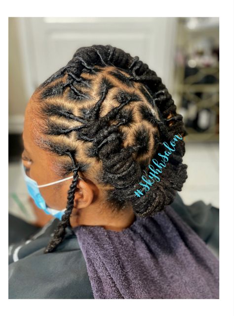 Halo Locs Hairstyles For Women, Halo Dread Styles, Halo With Locs, Loc Halo Crown, Loc Halo Style, Locs Halo Styles, Halo Braid Locs, Starter Loc Styles Medium Updo Women, Loc Halo Crown Style