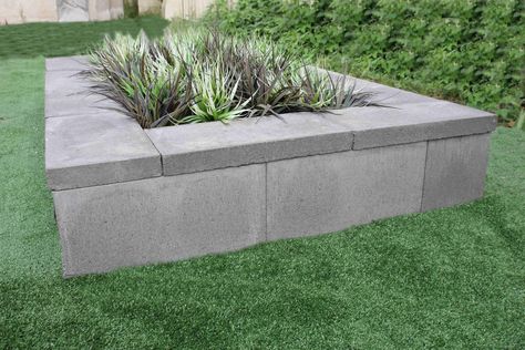 Stone Planter Boxes, Timber Planter Boxes, Front Yard Planters, Make Looks, Concrete Planter Boxes, Timber Planters, Garden Slabs, Property Ideas, Diy Planter