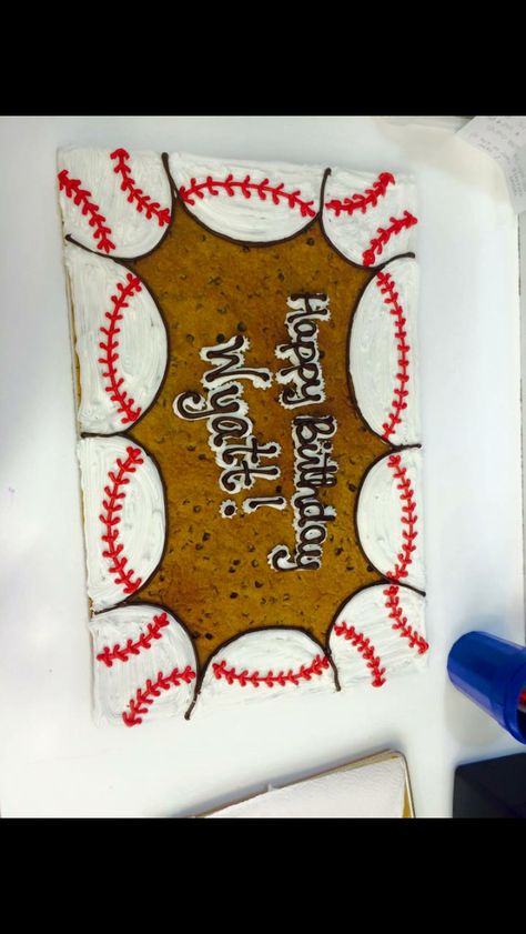 Baseball cookie cake Baseball Cookie Cake, Baseball Birthday Cakes, Baseball Cookies, Baseball Theme Birthday, Baseball Cake, Baseball Theme Party, Baseball Birthday Party, Basketball Birthday, Baseball Party