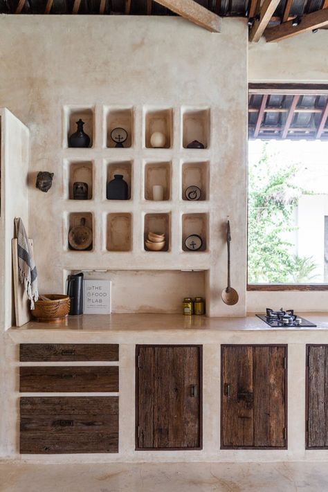 Bali Interiors, Earthship Home, Mud House, Cob House, Wooden Cabinets, Dream House Decor, Rustic Kitchen, Dream Home Design, Home Decor Kitchen