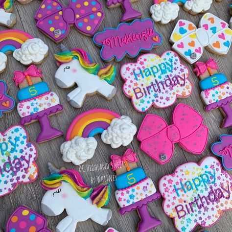 Jojo Siwa Birthday Cupcakes, Jojo Siwa Birthday Party Ideas Food, Jojo Siwa Cupcakes, Jojo Siwa Cupcake Ideas, Jojo Birthday Party Ideas, Jojo Siwa Cookies, Jojo Siwa Birthday Party Ideas Cakes, Jojo Cookies, Jo Jo Siwa Party Ideas