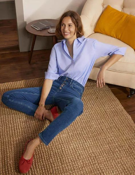 Girlfriend Jeans Take A Hint, Boden Uk, Girlfriend Jeans, Day Work, Vintage Women, Pocket Jeans, British Style, New Trends, Jeans Style