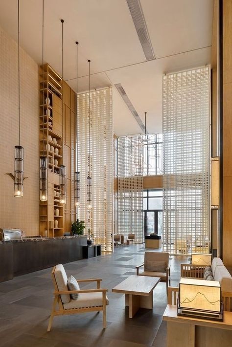 Minimalist decor is always a good idea if you wish to create an inspiring interior design for your modern hotel! Hotel Lobby Design, Hotel Room Design, 카페 인테리어 디자인, Lobby Interior, Lobby Design, Hotel Interior Design, W Hotel, Home Luxury, Hotel Interiors