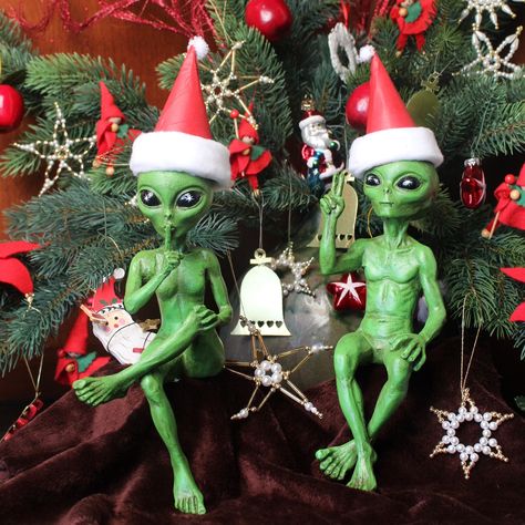 Christmas Alien, Alien Christmas, Ledge Decor, All About Aliens, Ledge Lounger, Alien Invasion, Christmas Hat, Shelf Sitter, Green Christmas